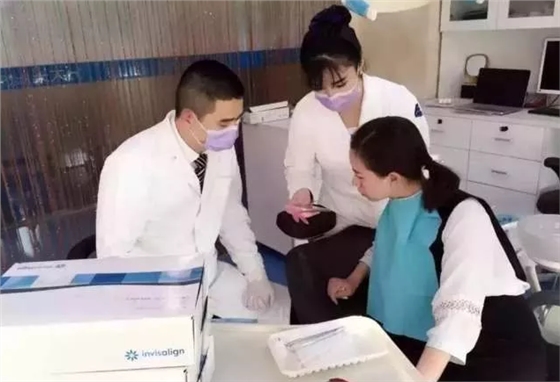 隐适美矫正 隐适美矫正