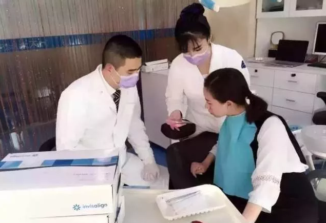 隐适美矫正 隐适美矫正